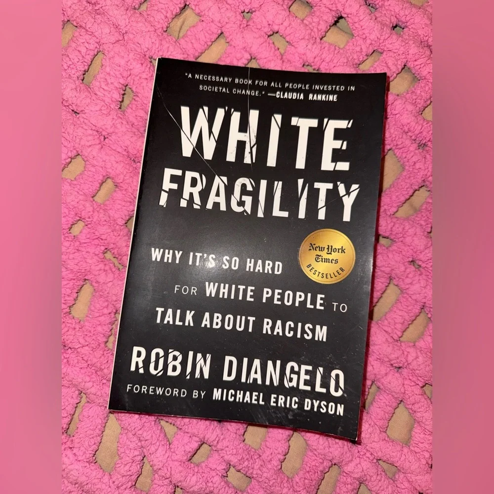 White Fragility by Robin DiAngelo - Black & White Paperback, Used good condition